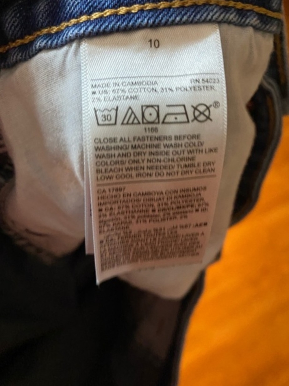 Old Navy Women's Power Skinny Straight Leg Jeans in Medium Blue Wash - Picture 3 of 7